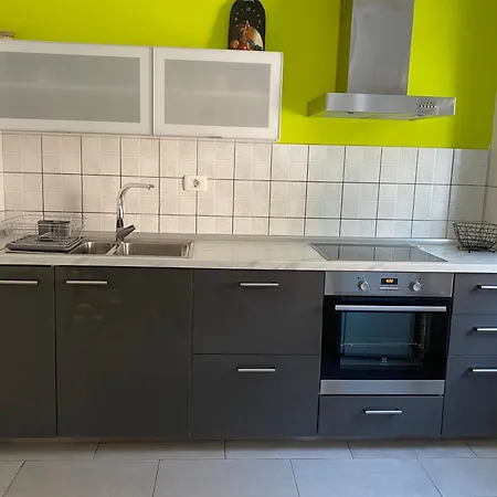 Pocitniska Hisa Patrik Lägenhet